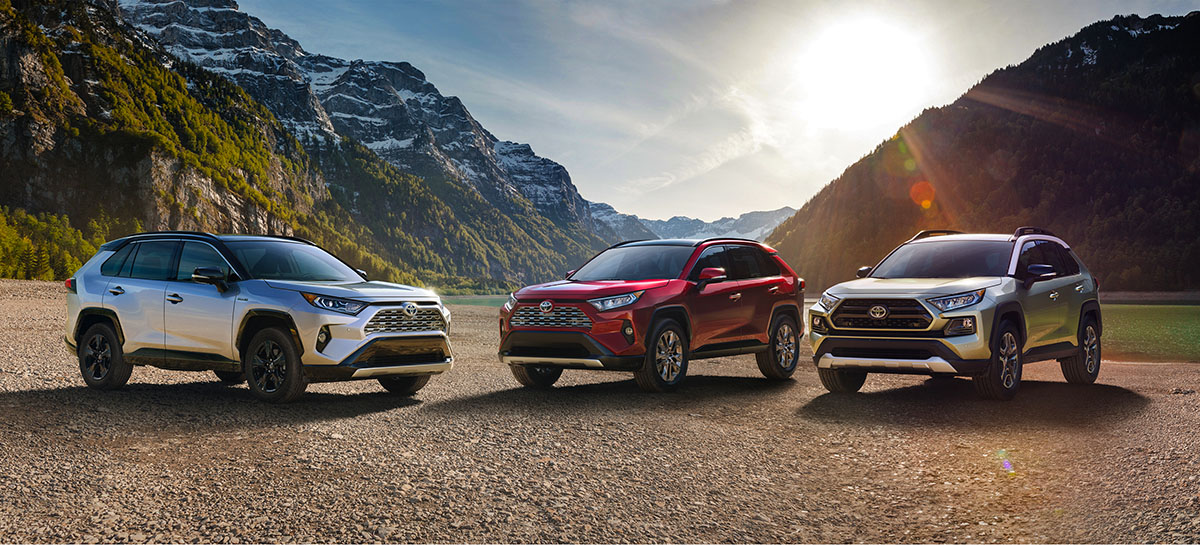 2019_Toyota_RAV4_001